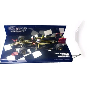 Lotus Renault GP V. Petrova Showcase 2011 Limited Edition MINICHAMPS - Picture 1 of 4