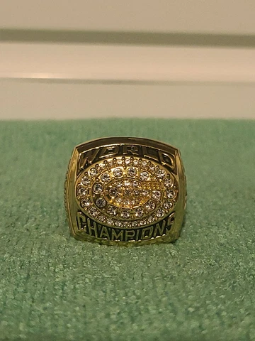 1996 Green Bay Packers Brett Favre Super Bowl Championship Ring Set Size 11 Cover