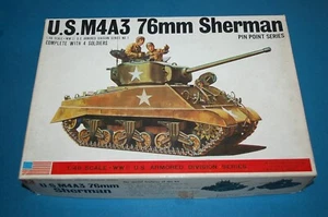 Bandai 8264 - US M4A3 76mm Sherman scala 1/48 - Foto 1 di 2