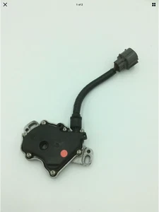 Land Rover Discovery 2 V8 TD5 98-04 XYZ Schalter UHB100190 0501209719 6 Monate - Bild 1 von 1