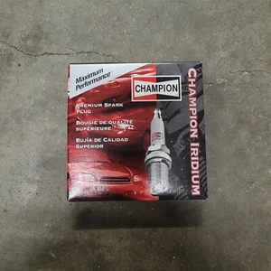 Champion IRIDIUM SPARK PLUG X4 for TOYOTA Camry Hybrid 11-17 2.5L 2AR-FXE. - Picture 1 of 5