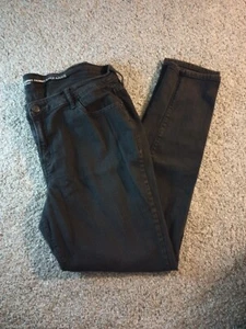 Old Navy Women's Black Skinny Jeans Size 14 Regular - Picture 1 of 4