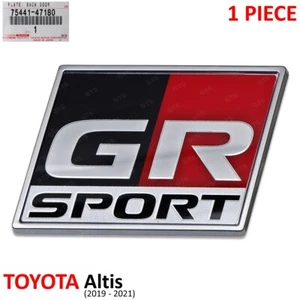 Stemma logo GR Sport porta nera adatto a Toyota C-HR Corolla Altis 2019 2021 - Foto 1 di 11