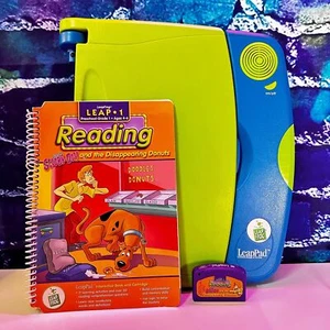 LeapPad with reading book - Picture 1 of 4