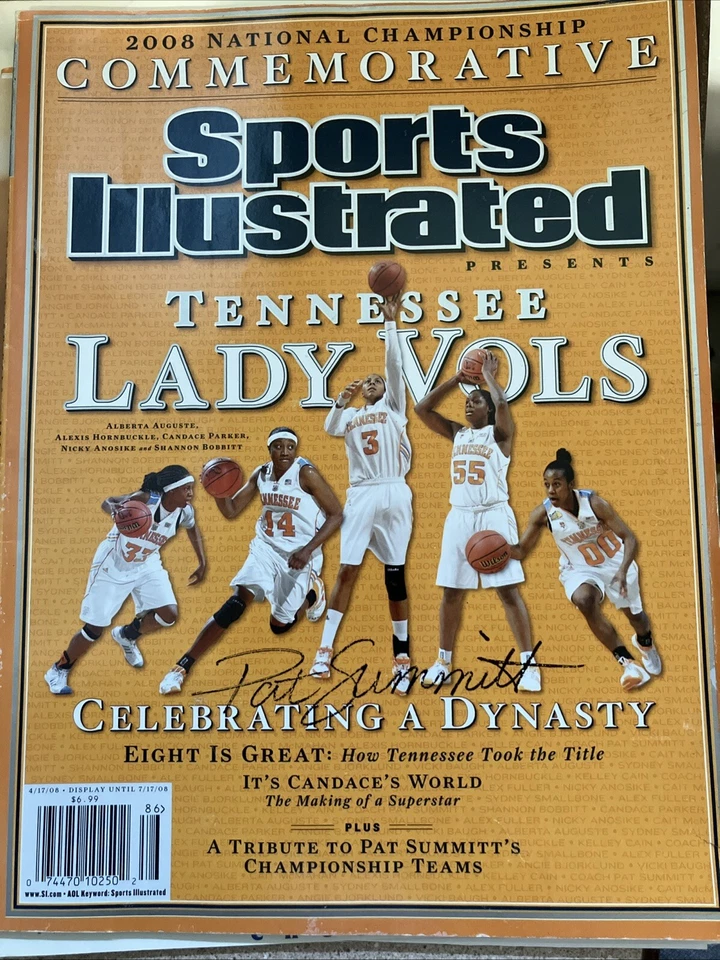 Sports Illustrated TENNESSEE LADY VOLS 2008 PAT SUMMITT AUTOGRAPHED - Image 1 of 2