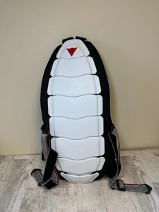 Excellent Dainese Back Protector Vest Large Men's Large Shield 6 Evo White - Picture 1 of 7