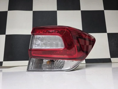 Luz trasera derecha Subaru Impreza Crosstrek 2017 2018 2019 usada OEM 84201 FL020 Foto 1 de 4