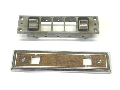 老式 1984 - 1991 年 JEEP GRAND WAGONEER 右握前电源门锁和窗开关  — 第 1/4 张图片