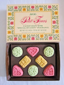 Vintage Avon Hostess Soaps Petit Fours 8 Guest "Special Occasion" Fragrance NIB - Picture 1 of 3