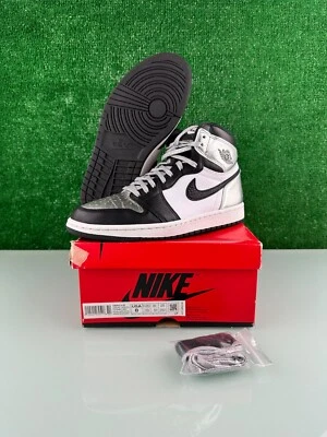 Size 8W/6.5M - Jordan 1 High OG Metallic Silver - Image 1 of 4