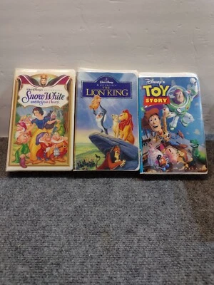 Walt Disney - Toy Story, Lion King, Snow White VHS Clamshell Case - Image 1 of 4