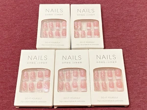 DIY Nägel für Valentinstag Jahrestag Geburtstag & Spaß Brandneu 24 Stck. x 5 Sets - Bild 1 von 3