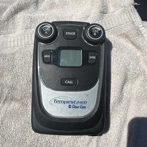 Clear-Com Tempest 2400 4-Channel Wireless Belt Station - Picture 1 of 3