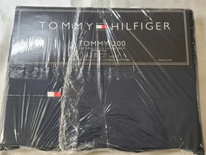 Tommy Hilfiger TOMMY 200 Queen Flat Sheet NAVY Blue Ring spun Cotton NEW NWOT - Picture 1 of 6