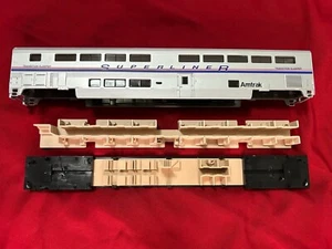 Innenbausatz für den Walthers’ Superliner II zweistufige Übergangsschwelle [ HO ] - Bild 1 von 10