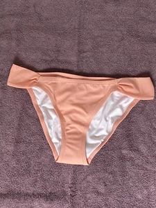 Victoria’s Secret Bikinihose. Helle Koralle. Medium. Neu mit Etikett - Bild 1 von 3