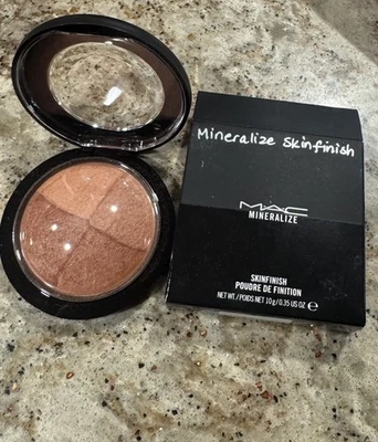 MAC Mineralize Skinfinish PERFECTLY LIT New RARE  0.28 Oz Beautiful Colors - Image 1 of 4