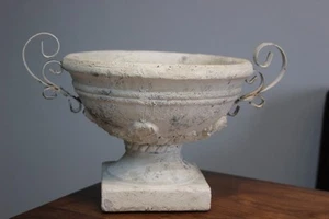 Schale aus Keramik, shabby-chic♥Amphore mit Metallgriffen♥creme - Bild 1 von 5