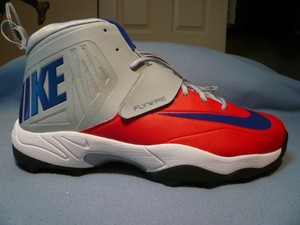 mens extra wide football cleats