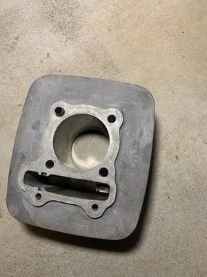 Jarra Polaris Phoenix 2007 200 cilindros Foto 1 de 2