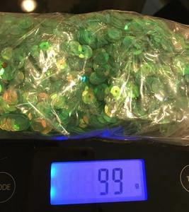 Vintage medium green iridescent cup ROUND Sequins crafts christmas clothing 99G - Picture 1 of 4
