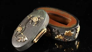 Espada hoja caja Fuchi Kashira flor otoño cobre antiguo período Edo Japón  - Imagen 1 de 9