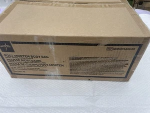 Medline NON70540WM Post Mortem Body Bag, Adult, White, Metal Zipper, 36x90”, - Picture 1 of 9