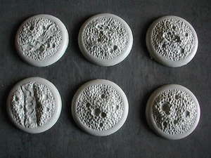 6 x SOCLES/BASES 40MM RESINE TEXTUREE/TEXTURED LUNAR/VOLCANO #BARFB200 - Imagen 1 de 1