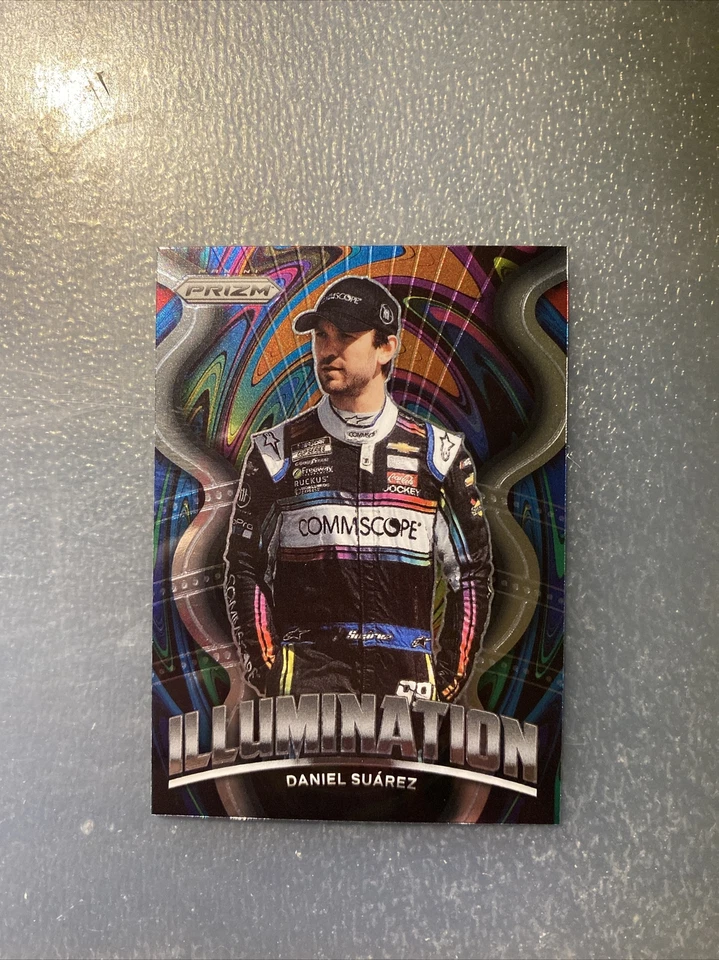 2022 Panini Prizm Racing ILLUMINATION Insert card DANIEL SUAREZ - Image 1 of 1