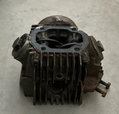 Cabeça de cilindro (galpão) OEM Honda CT70 1970 - Imagem 1 de 4