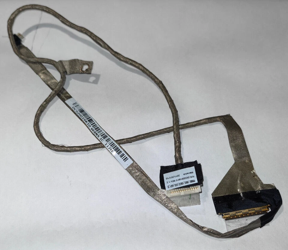 Nappe ecran originale - DC020019K10 pour Toshiba Satellite C660D  - Photo 1/1