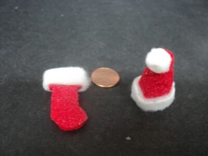 PUPPENHAUS NIKOLAUSMÜTZE MIT STRÜMPFEN - Bild 1 von 4