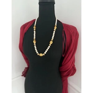 14" Pearl long Necklace Gold vintage Accent Beads Floral Design Jewelry Japan - Picture 1 of 5