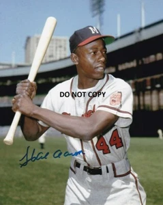 HANK AARON 8X10 AUTHENTIC SIGNED AUTOGRAPH REPRINT PHOTO - Picture 1 of 1