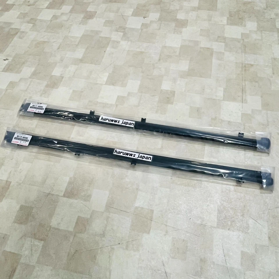 Juego de tiras de vidrio para puerta interior delantera derecha derecha genuina Toyota 4Runner Lexus GX460 Foto 1 de 4