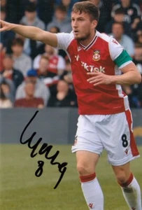 Autógrafo de fútbol americano foto firmado a mano por Wrexham 6x4 de Luke Young 2 - Imagen 1 de 1