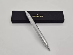 Au demars Piguet Royal Oak VIP Ad Gift Titanium Ballpoint Pen Silver-New - Photo 1/3