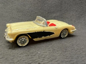 Monogram 1960 Chevy Corvette 1/32 Model Snap-Tite Muscle Car Vette '60 White - Picture 1 of 6