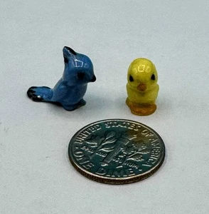 Very Tiny Retired Hagen Renaker Figures Tiniest Chick And Bluebird - Picture 1 of 6