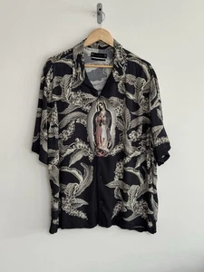 Camisa Allsaints “Diego” Manga Corta Virgen María Jesús Floral Negra XXL/Relajada - Imagen 1 de 11