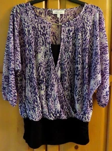 Misses Animal Print TOP Jennifer Lopez Jlo 3/4 Sleeves Size S Gently Used LN - Picture 1 of 2