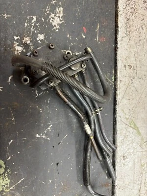 2002 YAMAHA VIPER Fuel Pump Assy  8DF-24410-00 03 04 05 700 RW6929 - Image 1 of 3