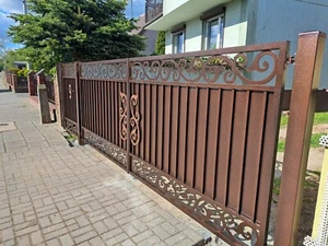 4 m Aluminium Gartentor zu verkaufen inkl. Anlieferung - TOP Qualität 1,8 hoch - Bild 1 von 21