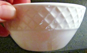 *Lot of 2 Mikasa TRELLIS Fruit Berry Bowls 4.25” Bone China White - Picture 1 of 2