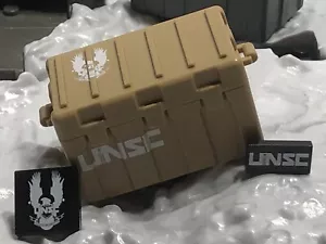 Halo UNSC Printed Tan Utility Case & 2 Piece Lot Mega Bloks Construx Compatible - Picture 1 of 8
