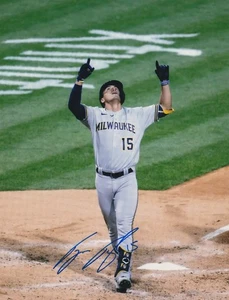 TYRONE TAYLOR  MILWAUKEE BREWERS  ACTION SIGNED 8x10 - Picture 1 of 1