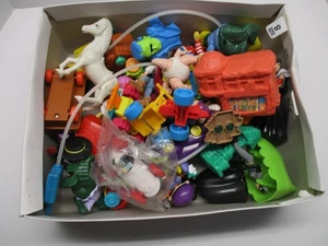 Lote de juguetes vintage Happy Meal de McDonald's obtén toda la caja - Imagen 1 de 17