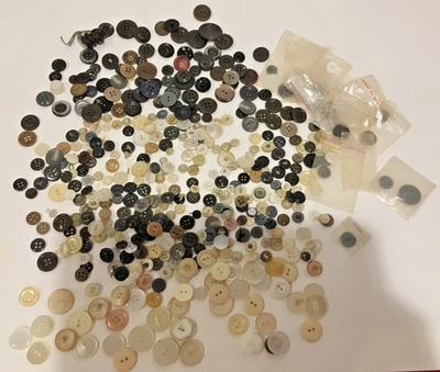 BUTTONS LOT BAKELITE Glass Like White Black 10 ounce VINTAGE MIX  - Image 1 of 4