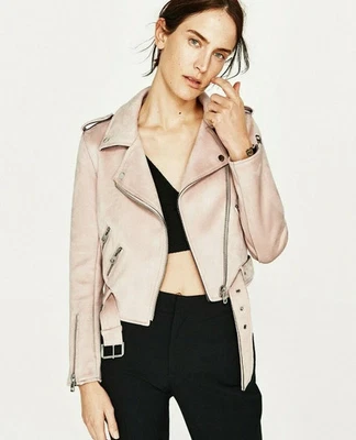 CHAQUETA MOTERA ZARA BLOGGERS FAV ROSA IMITACIÓN GAMUZA SUAVE MOTO CROP 6318/021 XS Foto 1 de 4