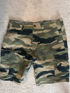 Pantaloncini cargo mimetici marca Lucky uomo taglia 33 elasticizzati - Foto 1 di 7